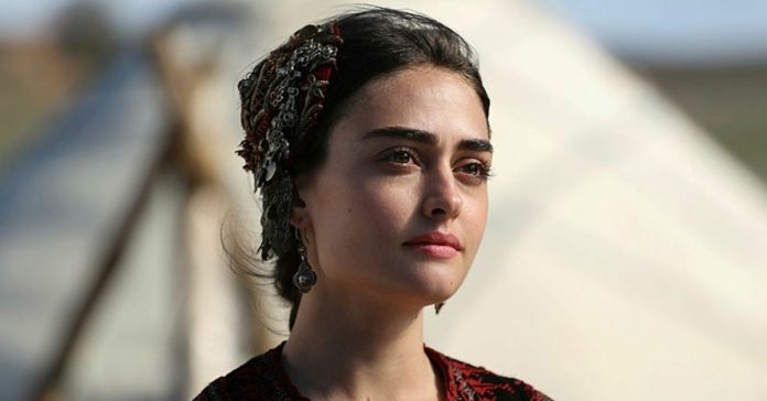 Who Will Be Esra Bilgiç's Co-Star in the New Series?