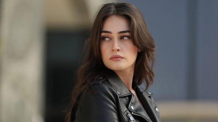 Esra Bilgiç Might Star in the Adaptation of a Lebanese Series