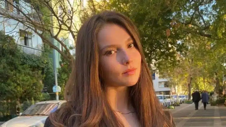 İlayda Sezgin Joins “Yabani”: Discover Her Role as Asi’s Sister