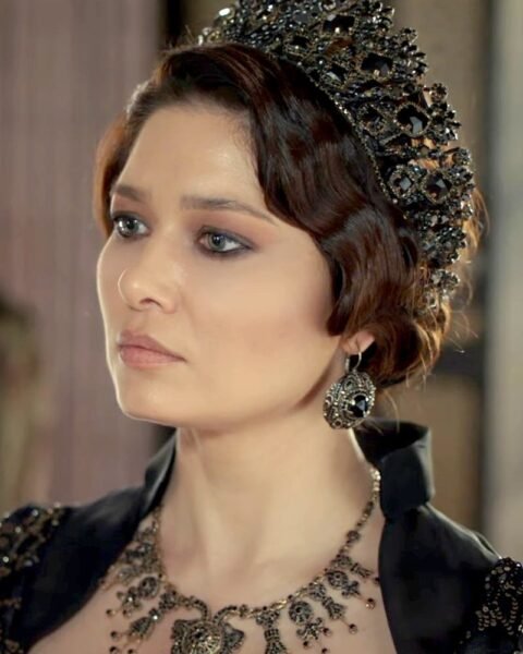 Nurgül Yeşilçay